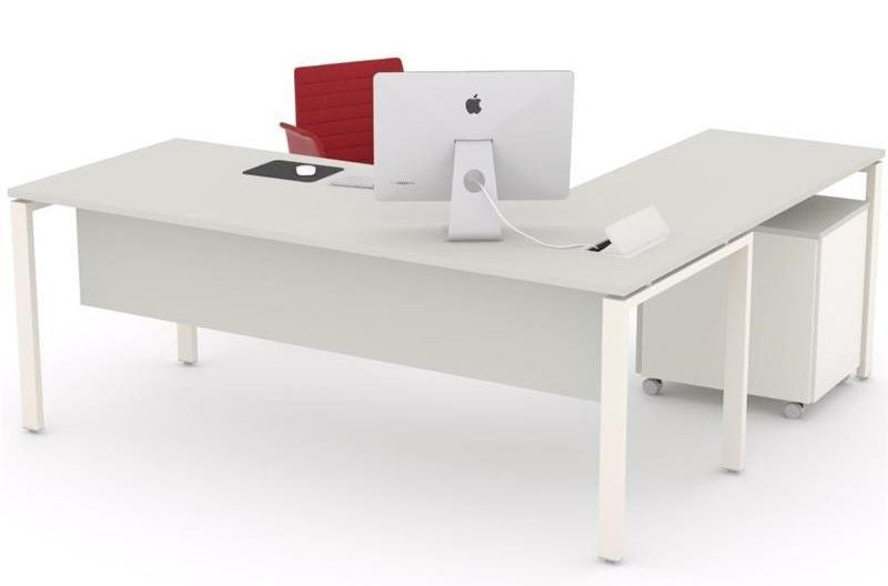 Mesa oficina operativa Eupor en L ofitipo 6