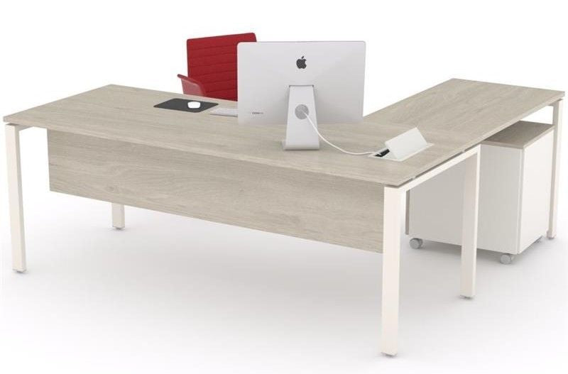 Mesa oficina operativa Eupor en L ofitipo 7