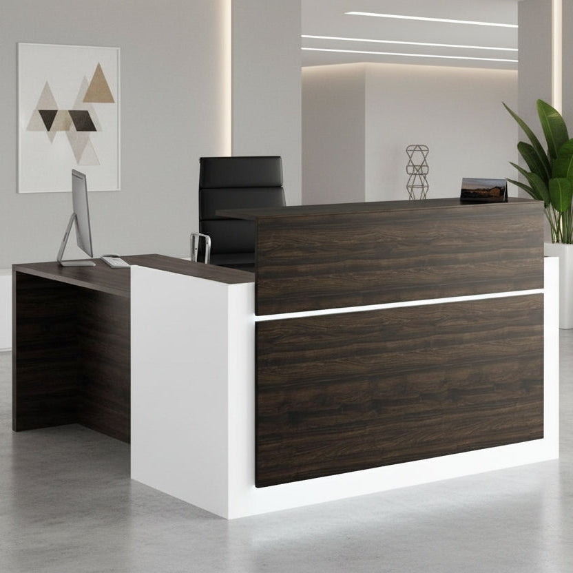 Mostrador de esquina en una recepción