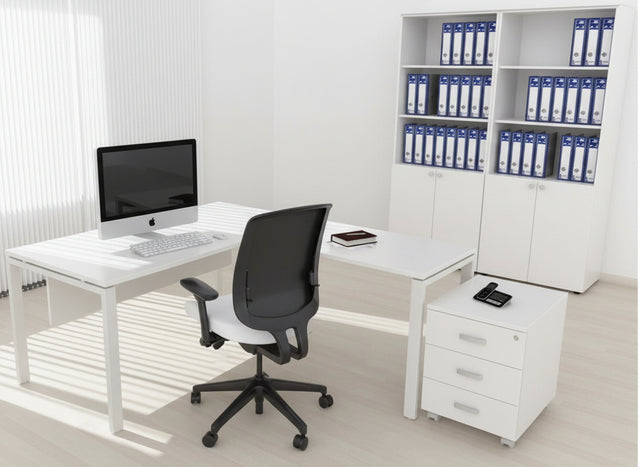 Mesa oficina operativa Eupor en L ofitipo 2