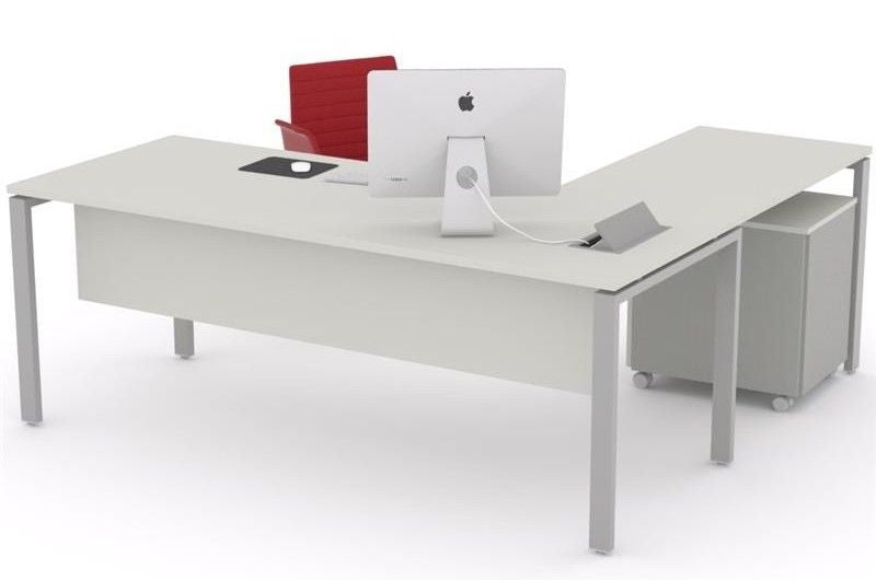 Mesa oficina operativa Eupor en L ofitipo 8