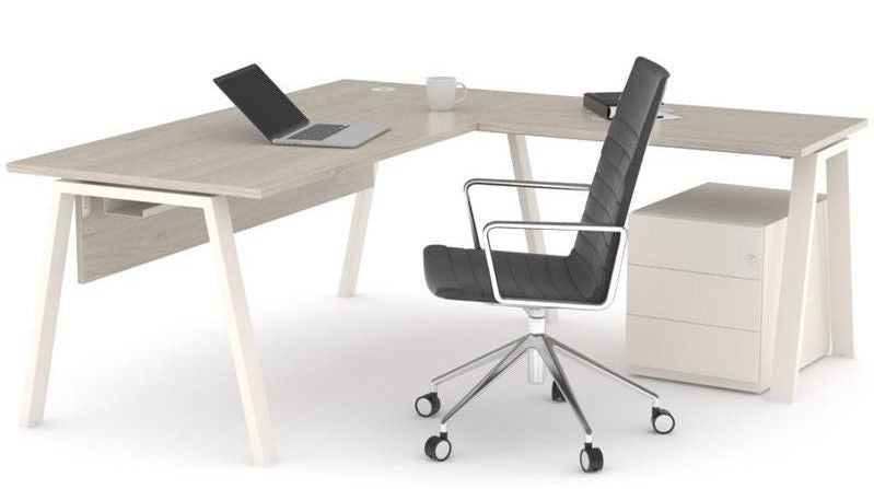 Mesa oficina operativa Komat en L ofitipo 21