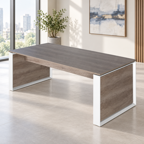 Mesa de despacho Garud en ambiente de oficina