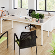 Mesa operativa Tasli en L en ambiente de oficina